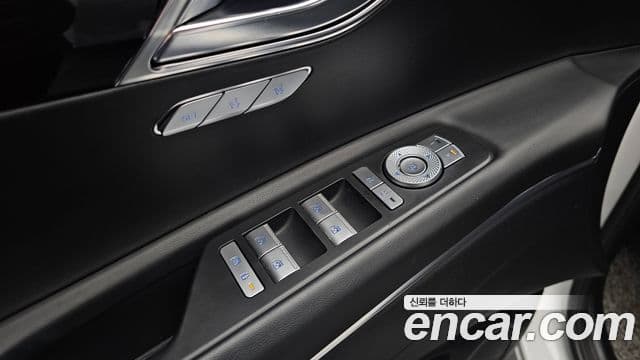 Genesis GV80 2022 — ფოტო 16/20