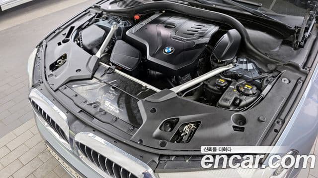 BMW 5 Series 2020 — Şəkil 6/20