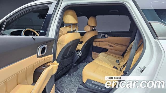 Kia Sorento 2022 — ფოტო 12/20