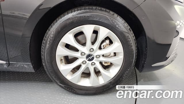 Kia K8 2023 — ფოტო 4/20