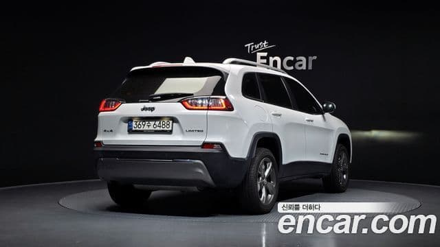 Jeep Cherokee 2021 — Photo 5/20