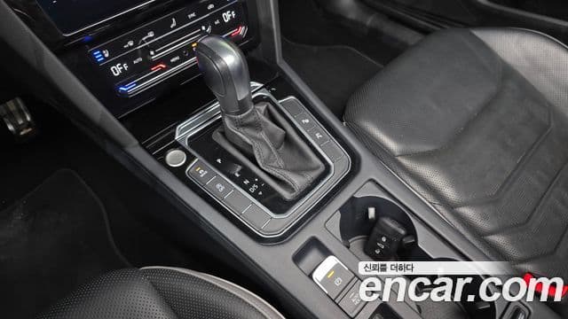 Volkswagen Arteon 2022 — ფოტო 8/20