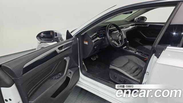 Volkswagen Arteon 2022 — ფოტო 9/20
