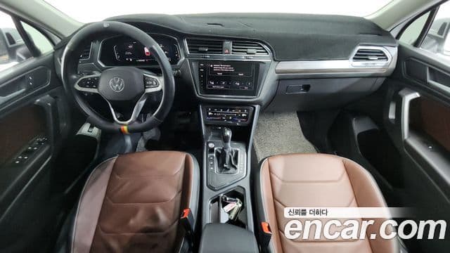 Volkswagen Tiguan Allspace 2023 — ფოტო 7/20