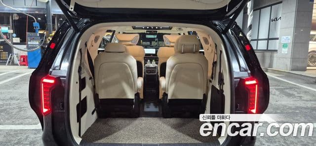 Kia Carnival 2025 — ფოტო 13/20