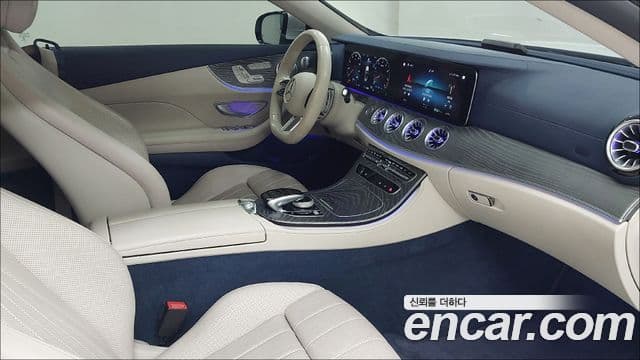 Mercedes-Benz E-Class 2022 — ფოტო 6/17