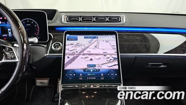 Mercedes-Benz S-Class 2022 — Photo 17/20