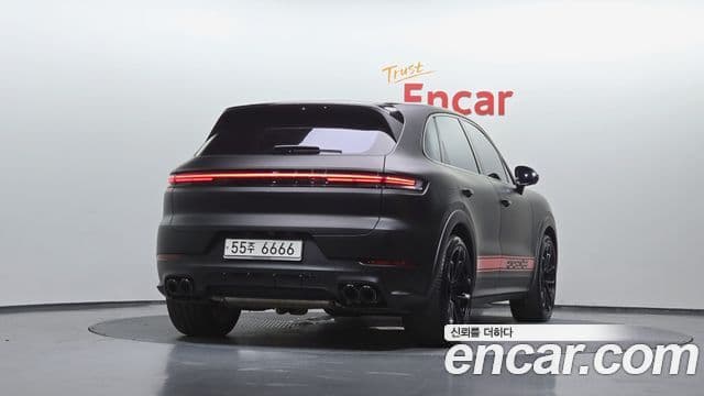 Porsche Cayenne 2023 — Şəkil 4/20