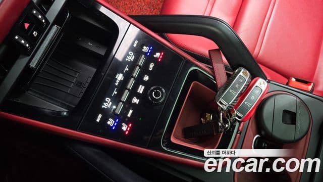 Porsche Cayenne 2023 — Şəkil 17/20