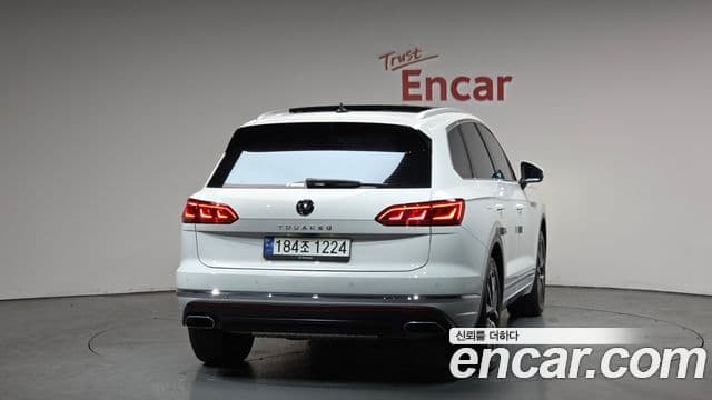 Volkswagen Touareg 2023 — Şəkil 4/20