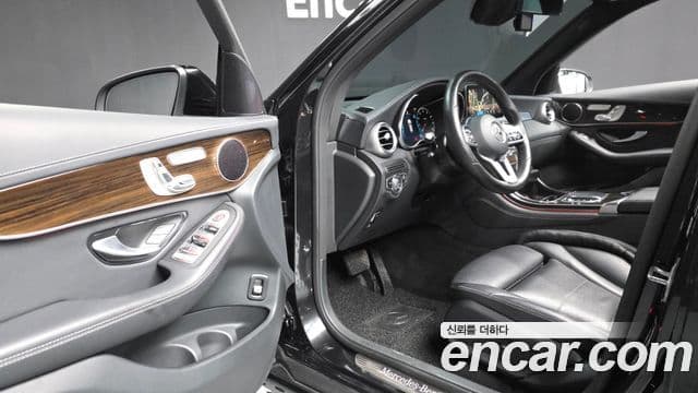 Mercedes-Benz GLC-Class 2020 — Фото 10/20