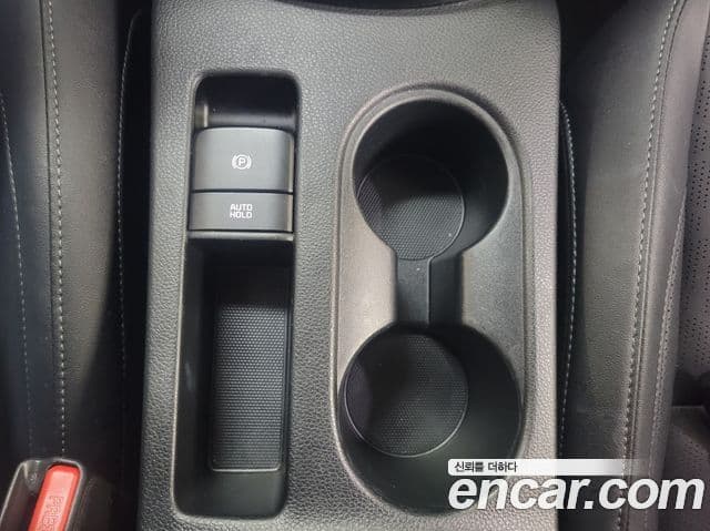 Kia Seltos 2025 — ფოტო 8/20