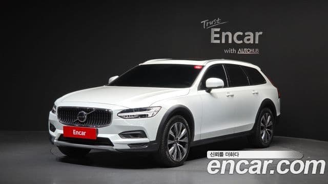 Volvo V90 Cross Country 2021 — Şəkil 9/20