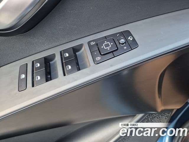 Kia Niro 2022 — Фото 14/20