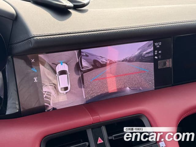 Porsche Taycan 2024 — Photo 14/20