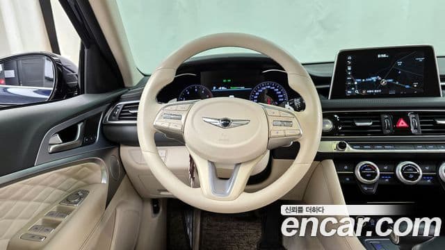 Genesis G70 2019 — Photo 2/20