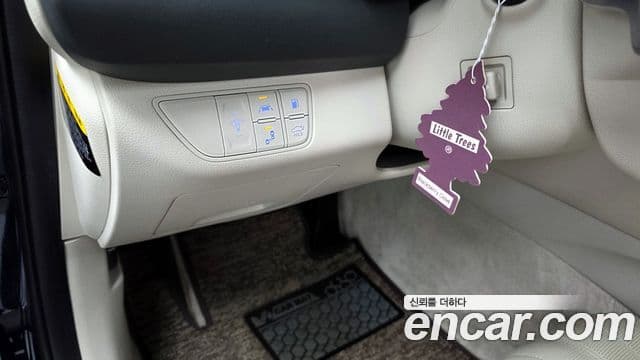 Genesis G70 2019 — Photo 14/20