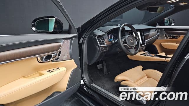 Volvo S90 2022 — ფოტო 11/20