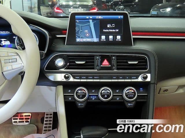 Genesis G70 2019 — Şəkil 11/20