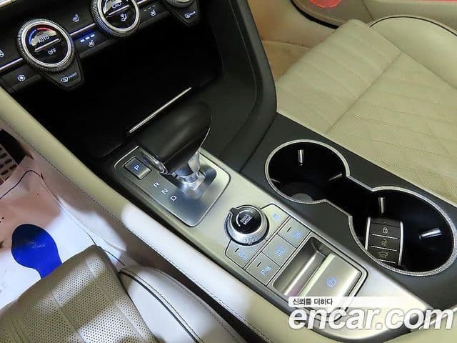 Genesis G70 2019 — Şəkil 12/20