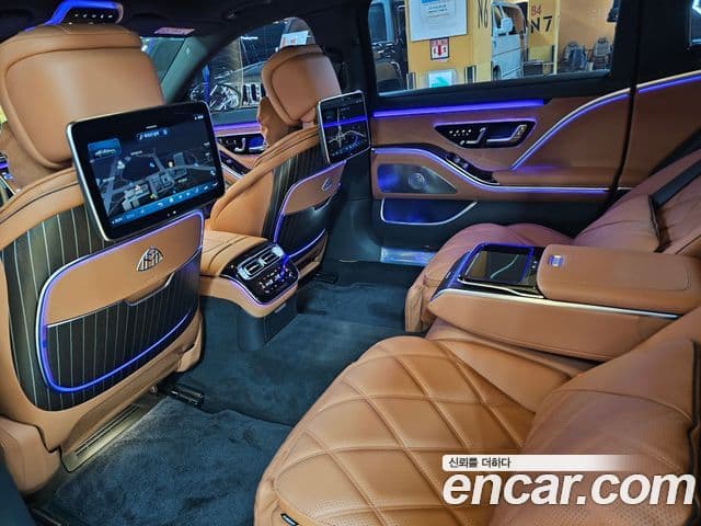 Mercedes-Benz S-Class 2023 — ფოტო 8/20
