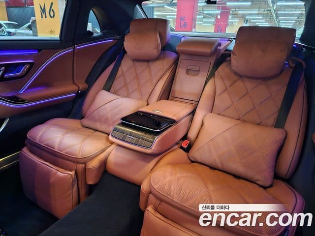 Mercedes-Benz S-Class 2023 — ფოტო 14/20