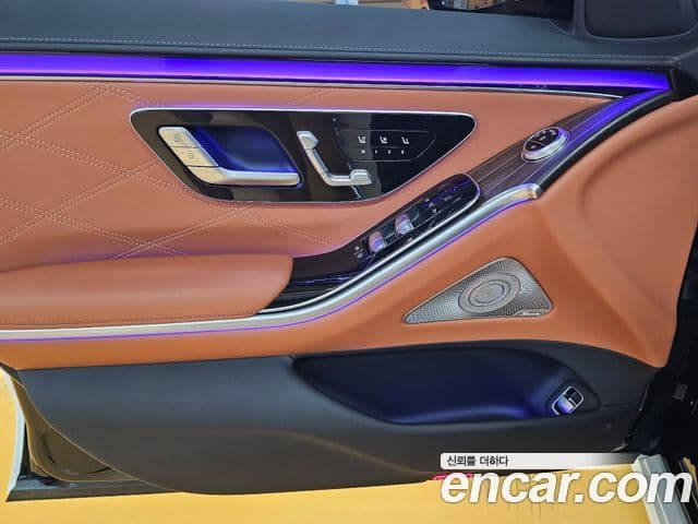 Mercedes-Benz S-Class 2023 — ფოტო 17/20