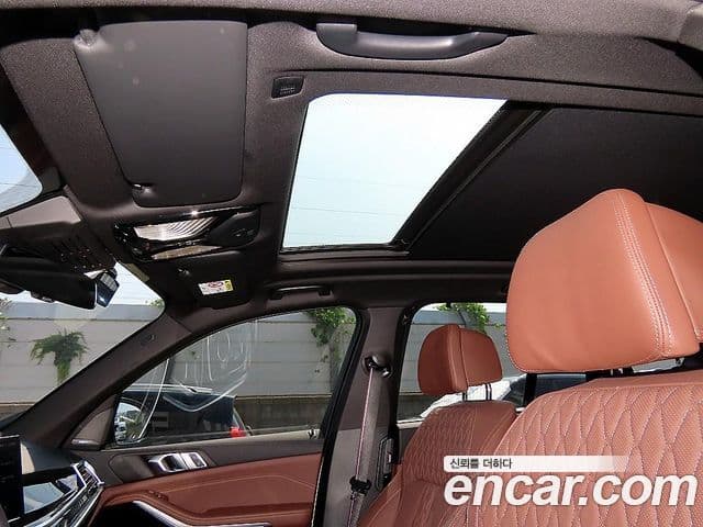 BMW X5 2025 — ფოტო 18/20