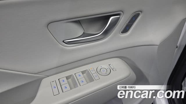 Hyundai Kona Hybrid 2024 — Photo 1/20
