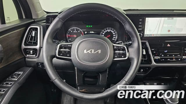 Kia Sorento 2023 — Şəkil 12/20