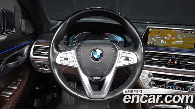 BMW 7 Series 2019 — ფოტო 13/20