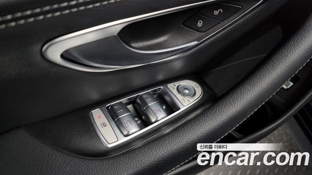 Mercedes-Benz E-Class 2020 — Şəkil 35/39