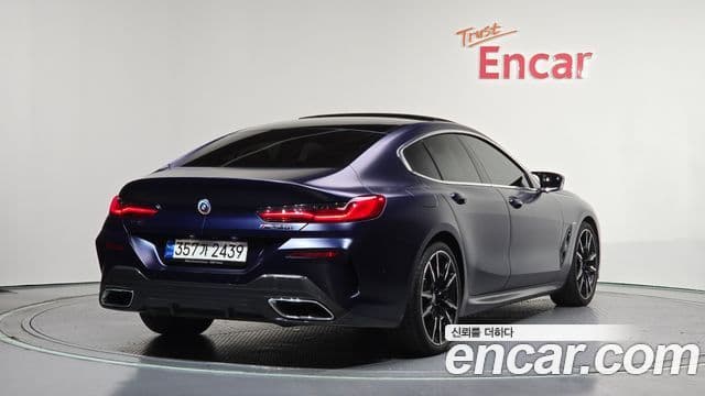 BMW 8 Series 2022 — ფოტო 2/20