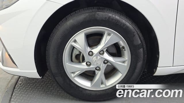 Hyundai Avante 2022 — ფოტო 5/20