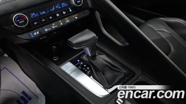 Hyundai Avante 2022 — ფოტო 9/20