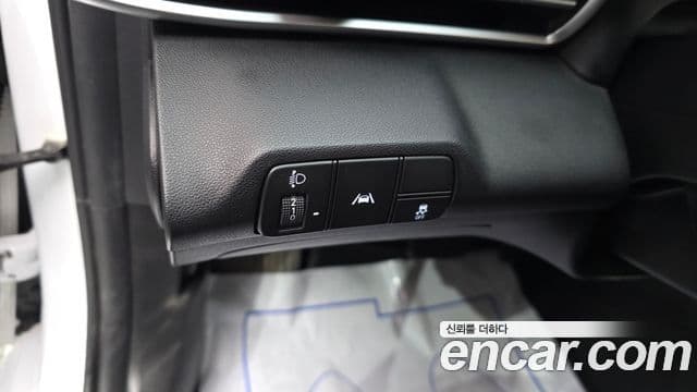 Hyundai Avante 2022 — ფოტო 14/20
