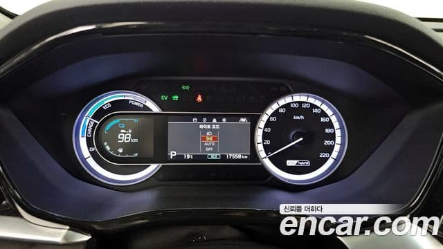 Kia Niro 2021 — Şəkil 8/20