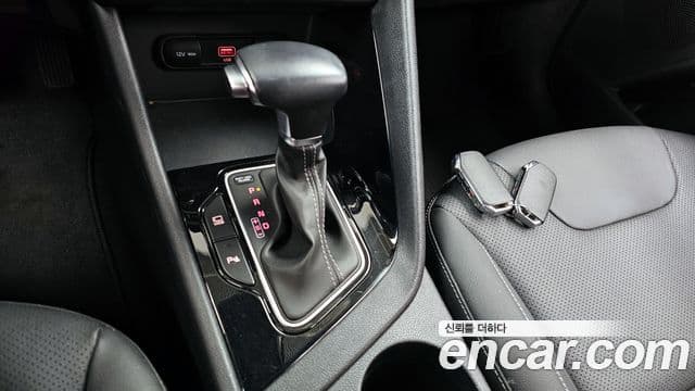 Kia Niro 2021 — Şəkil 9/20