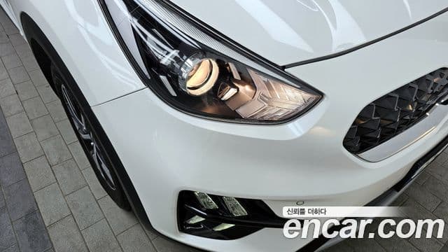 Kia Niro 2021 — Şəkil 32/33