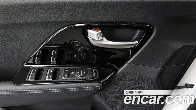 Kia Niro 2021 — Şəkil 15/33