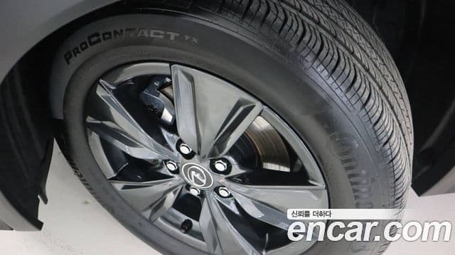 Lexus UX300h 2025 — фото 4 из 16