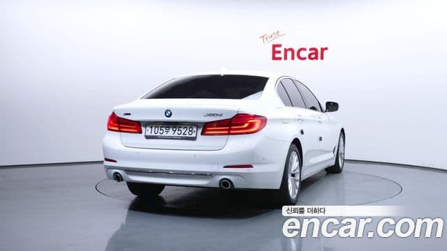BMW 5 Series 2020 — Şəkil 4/20