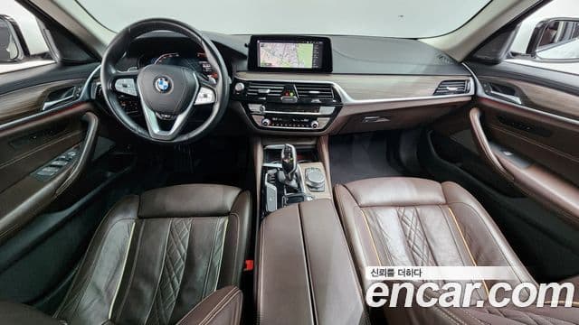 BMW 5 Series 2020 — Şəkil 7/20