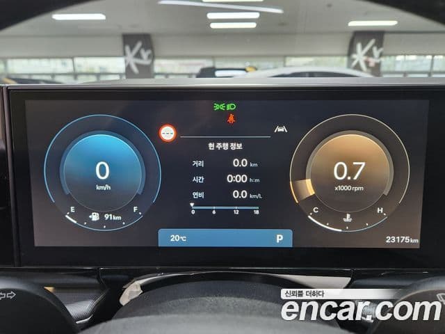 Hyundai Grandeur 2022 — ფოტო 6/20
