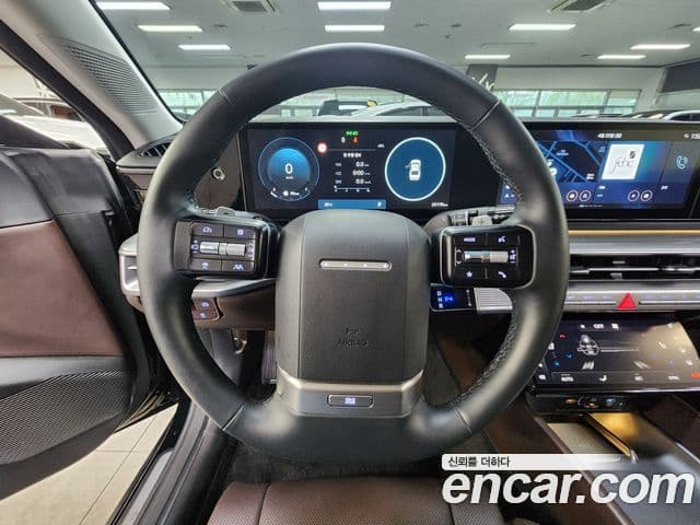 Hyundai Grandeur 2022 — ფოტო 8/20