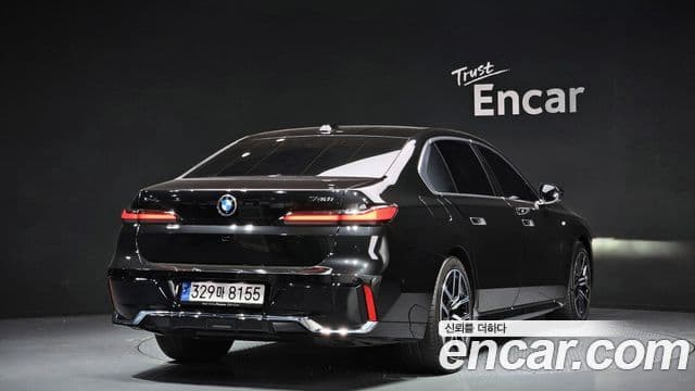 BMW 7 Series 2024 — Şəkil 2/20