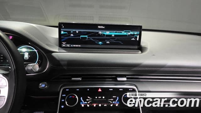 Genesis GV80 2021 — ფოტო 14/20