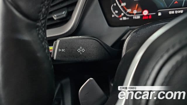 BMW 1 Series 2022 — ფოტო 22/36
