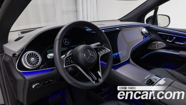 Mercedes-Benz EQS SUV 2024 — Şəkil 7/20