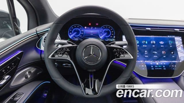 Mercedes-Benz EQS SUV 2024 — Şəkil 13/20
